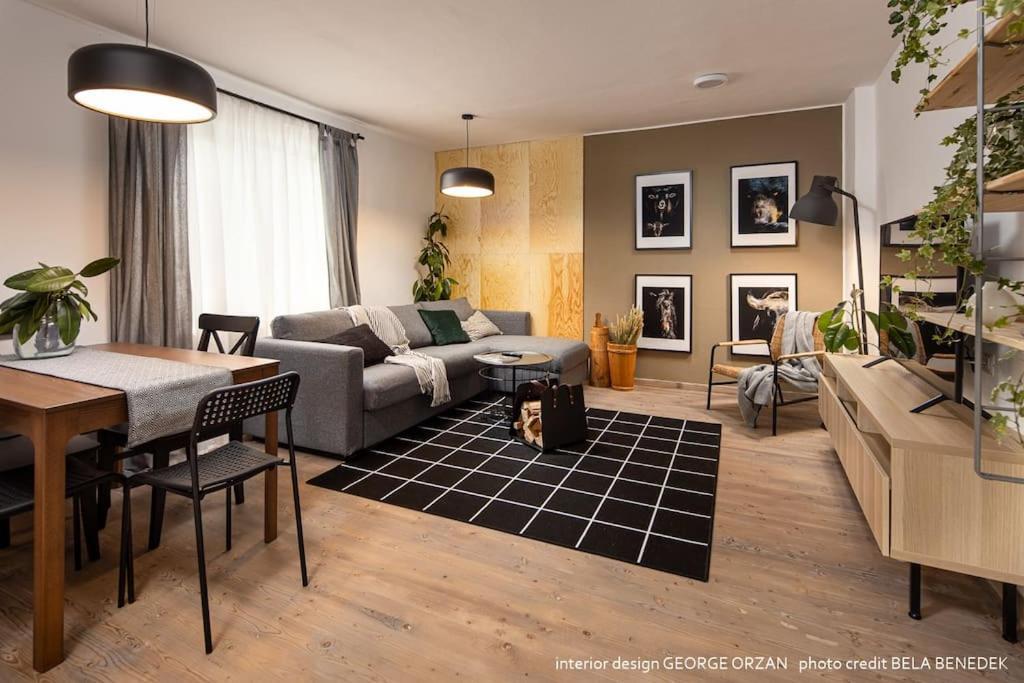 Casa269B - Cozy House With Scandinavian Design Moieciu de Jos Bagian luar foto